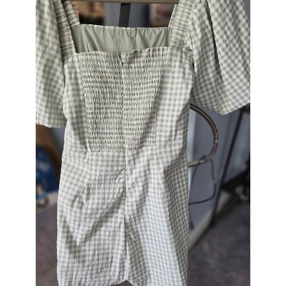 Lena Green Gingham Puff Sleeve Romper Square Neck One Piece Outfit NWT L - Picture 4 of 8